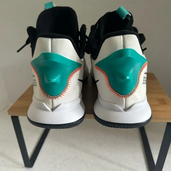 Nike LeBron Witness 5 White and Teal Mesh Basketball Sneakers. Men’s Size 8.5