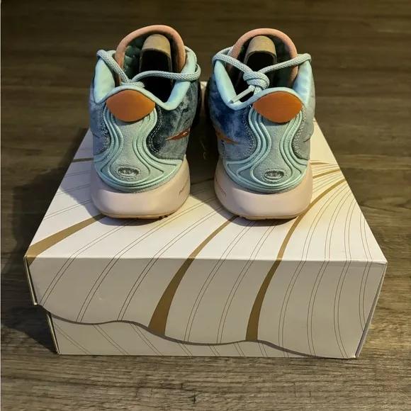 Nike Lebron XXI Basketball Sneakers “Aragonite”, Men’s Size 12, Denim Colorway