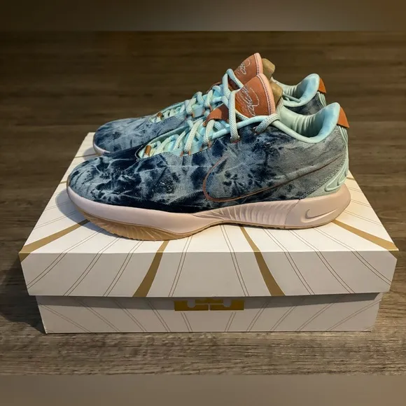 Nike Lebron XXI Basketball Sneakers “Aragonite”, Men’s Size 12, Denim Colorway