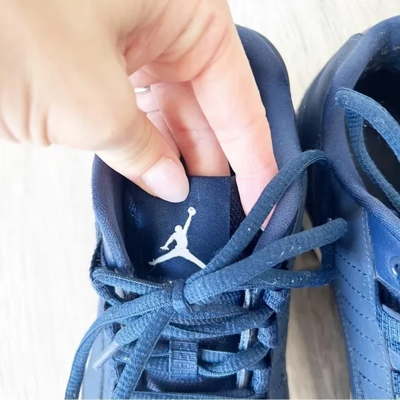 Nike Men’s Air Jordan Executive Low Sneakers Navy Blue 9 Basketball Athletic