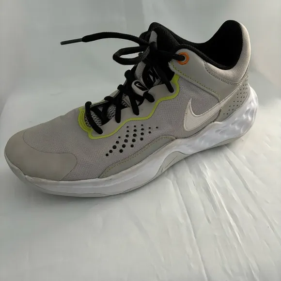 Nike Men’s Fly By Mid 3 Light Iron Ore Sneakers Basketball ShoesSize 7.5 Mesh