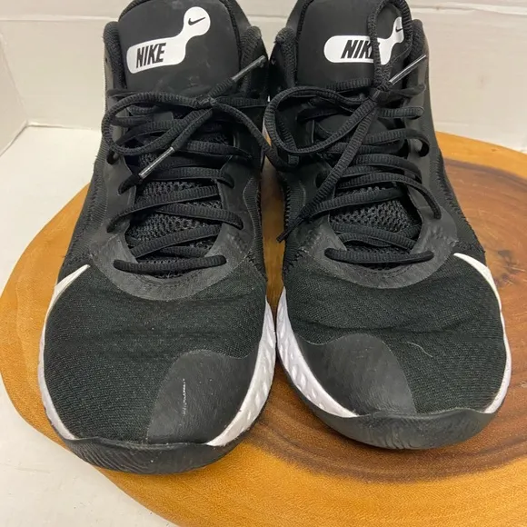 Nike Renew Elevate Basketball Sneakers