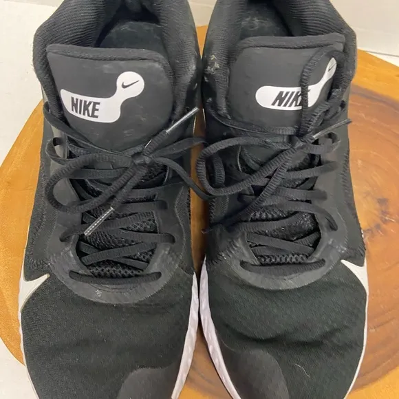 Nike Renew Elevate Basketball Sneakers