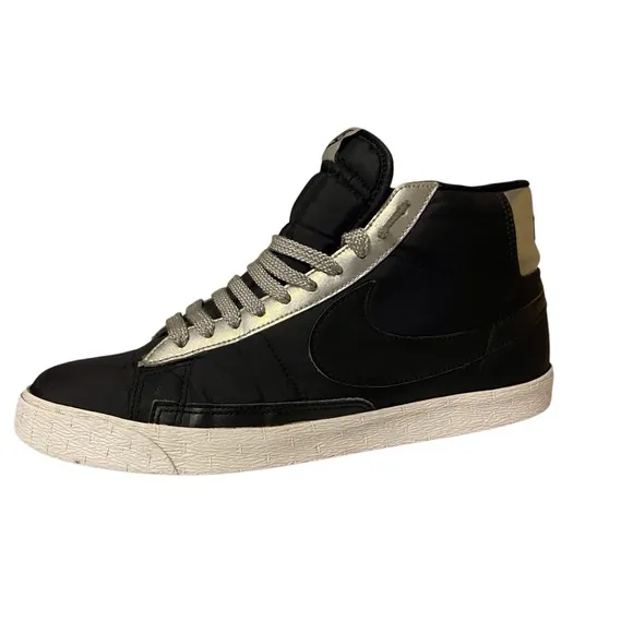 Nike SB Blazer High Black Metallic Silver Size 10 Men’s Shoe 315877-008