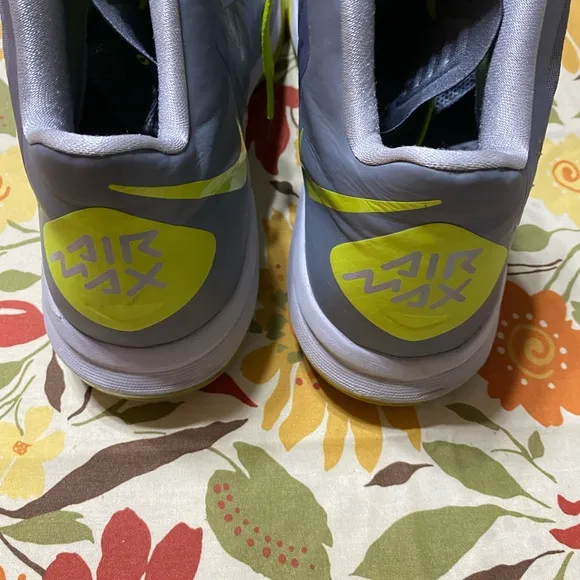 Nike Zoom Hyperrev Apple Green/Yellow Basketball Sneakers 630913-300 Men's Sz 11