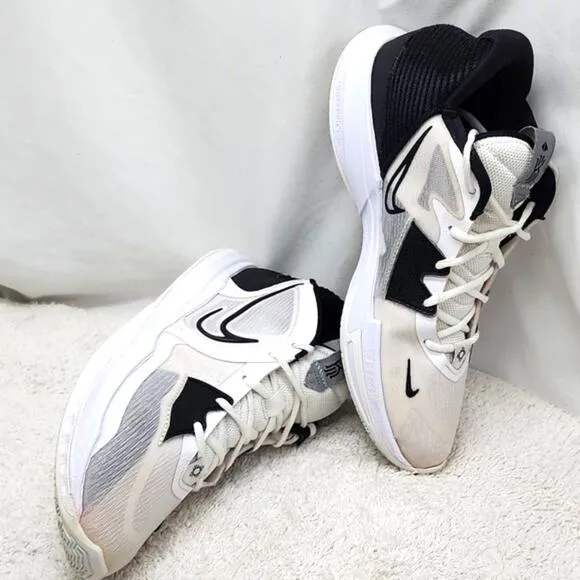 ■NIKE■KYRIE 5 LOW BASKETBALL🏀SNEAKERS 👟BLACK/WHITE MENS 11.5 ●I   ■GUC📦BOX 2■
