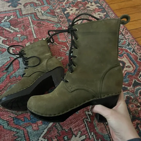 No. 6 Store Lace Up Green Boots Clogs— Womens size 36 or US 6