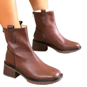 Non-slip square toe boots sz 7.5