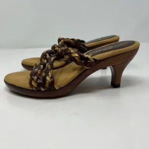 Nota Bene Sandals Women's 7 Wood Kitten Heel Strappy Leather RARE Non-Slip EUC