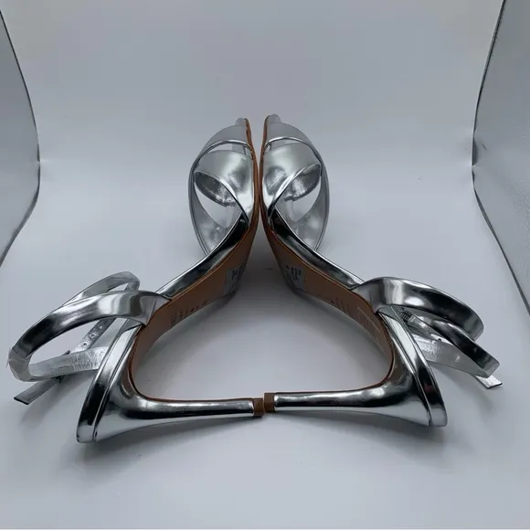 NWB Schutz Hilda 65MM Metallic Leather Sandals size 9 B women’s pumps 1118