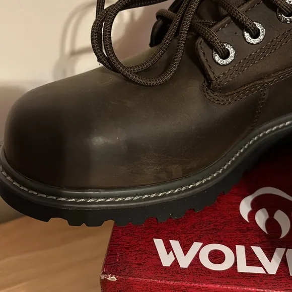 NWB Wolverine Brown Leather Work Boots Steel Toe size 9.5