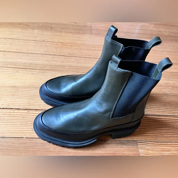 NWOB Allsaints Harlee Lug Sole Chelsea Boot Sz 10