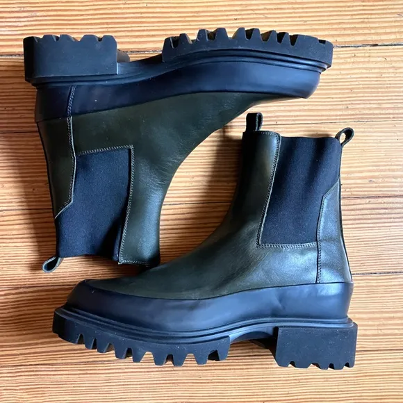 NWOB Allsaints Harlee Lug Sole Chelsea Boot Sz 10