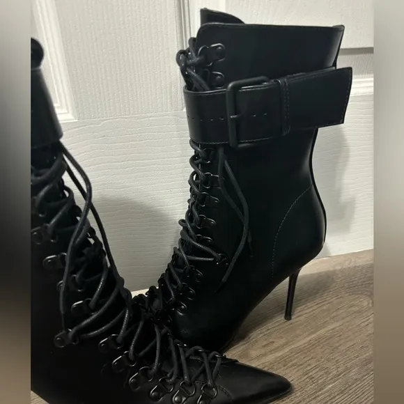 NWOB Dolls Kill / Generation Kiss Boulevard Heeled Boots