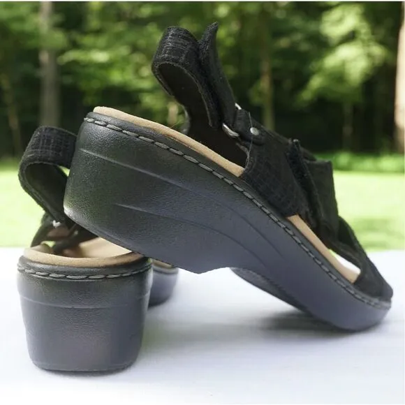 NWOB Clarks Merliah Echo Black Slingback Heeled Sandals