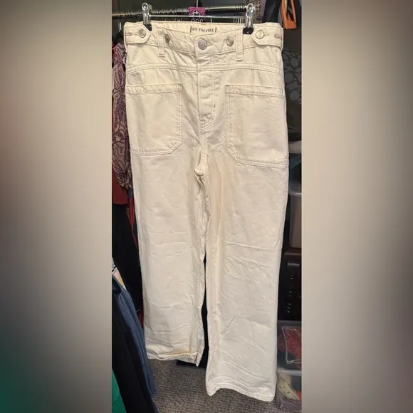 NWOT Free People We The Free Palmer Cuffed Jeans - eggshell white cream - 27