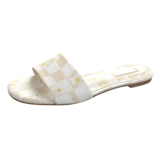 NWOT LARROUDE Daisy Checkered Leather Slide Sandals