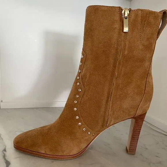NWOT PAIGE Women’s Boots Casey Pointed Toe Bootie