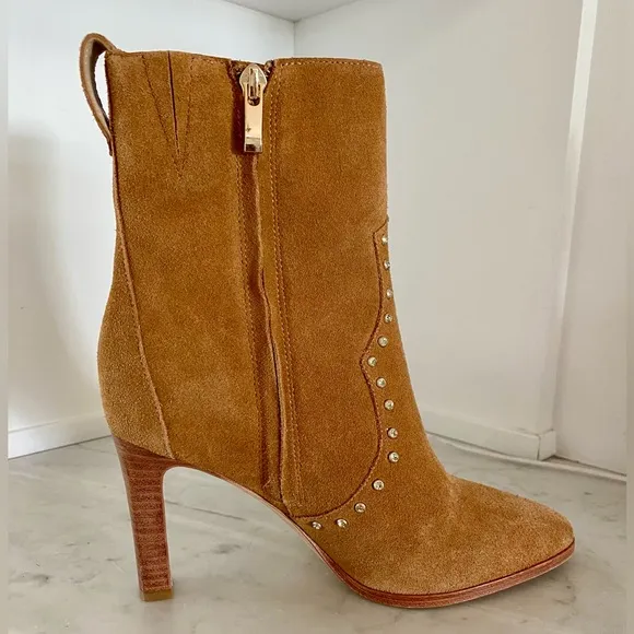 NWOT PAIGE Women’s Boots Casey Pointed Toe Bootie