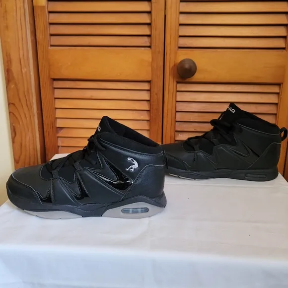 NWOT Shaq Empire Basketball Sneakers Big Kid Size 6