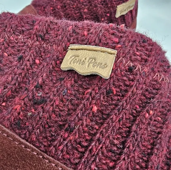 NWOT Toni Pons Gigi Bootie Ankle Boots Suede Chunky Knit Pull-On Burgandy 41 10
