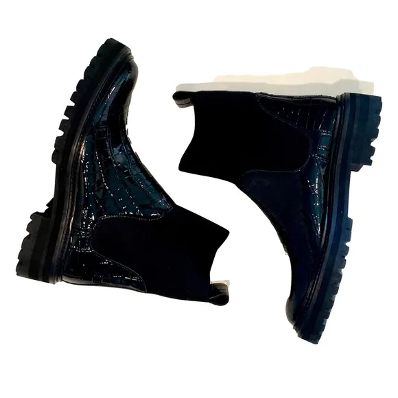 NWT -Loeffler Randall Bridget Chelsea Combat Boots Black Patent Leather Size 5.5