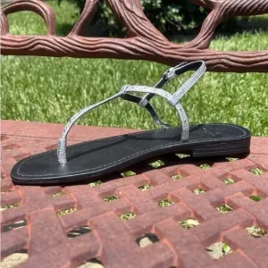 NWT Marc Fisher Studded Metallic Silver Leather Thong Ankle Strap Sandal
