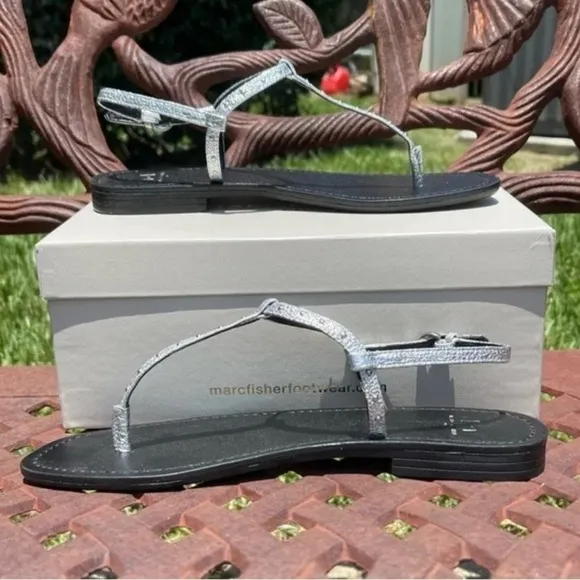 NWT Marc Fisher Studded Metallic Silver Leather Thong Ankle Strap Sandal
