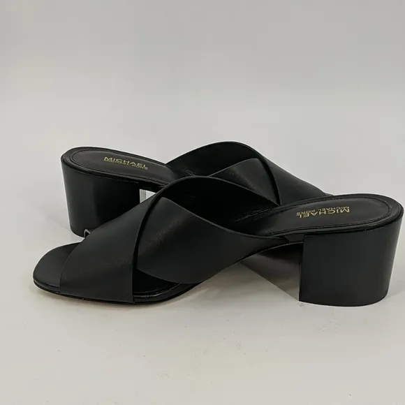 NWT MICHAEL KORS Leather Sandals