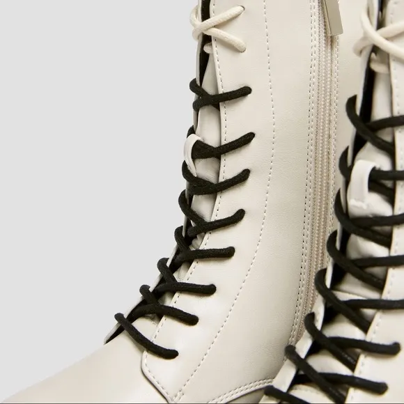 NWT. Pull&amp;Bear White Ankle Boots with Chunky Sole. Size 6.