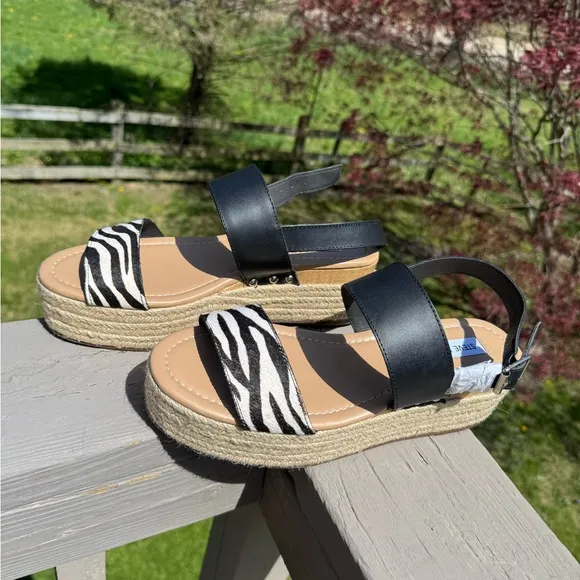 NWT • Steve Madden / Zebra Print and Black Espadrille Wedge Sandals SIZE 10