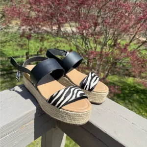 NWT • Steve Madden / Zebra Print and Black Espadrille Wedge Sandals SIZE 10