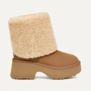 NWT UGG Classic New Heights Cuffable Boots!