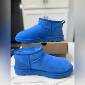 NWT💙💙💙 UGG Womens Classic Ultra Mini Boots in Big Sky Sz 8
