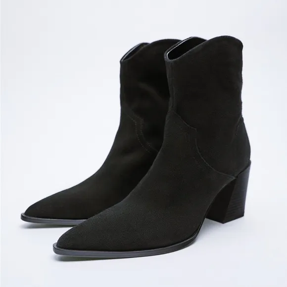 NWT. Zara Black Split Leather Suede Cowboy Heeled Ankle Boots. Size 7,5, 8.