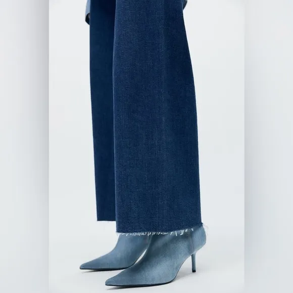 NWT. Zara Blue Denim Fabric Heeled Ankle Boots. Size 11.
