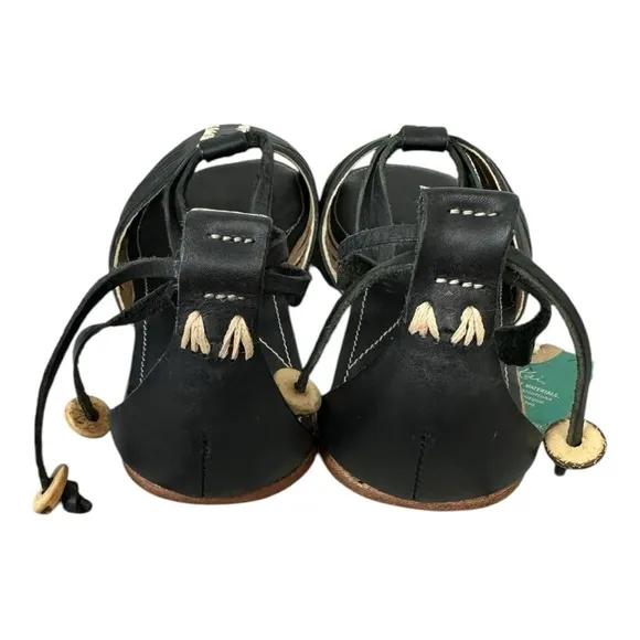 Olukai Hikina Black Leather Sandals size women’s 7