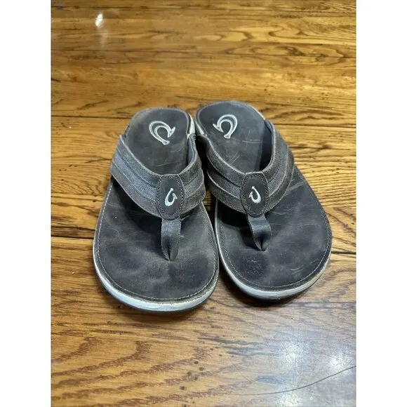 OluKai Ikoi Men's Flip Flop Sandal, Size 8 - Brown Excellent Condition
