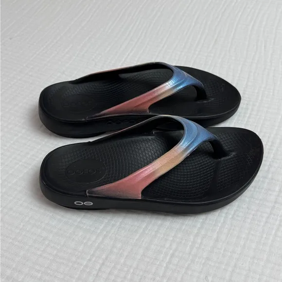 OOFOS OOLALA Luxe Sandals In Horizon Color Way Women's Size 7 EU 38 Summer Beach