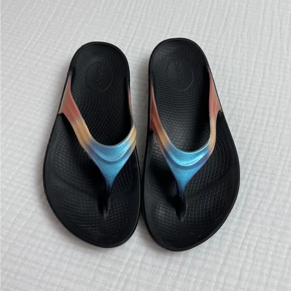 OOFOS OOLALA Luxe Sandals In Horizon Color Way Women's Size 7 EU 38 Summer Beach