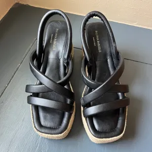 Paloma Barcelo black raffia platform puffy sandal heel 40 (10)