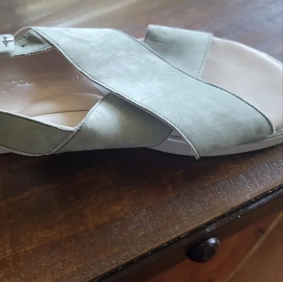 PAUL GREEN Soft Sage Green Slingback Sandals Sz US 7.5 / UK 5  Worn Once