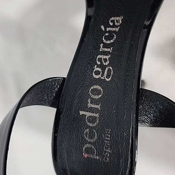 PEDRO GARCIA Black Patent Leather Studded Sandals Size‎  37 Good Condition