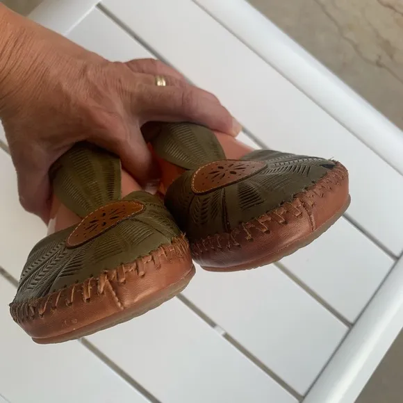 Pikolinos brown green leather sandals size 8.5-9 ( European 39)