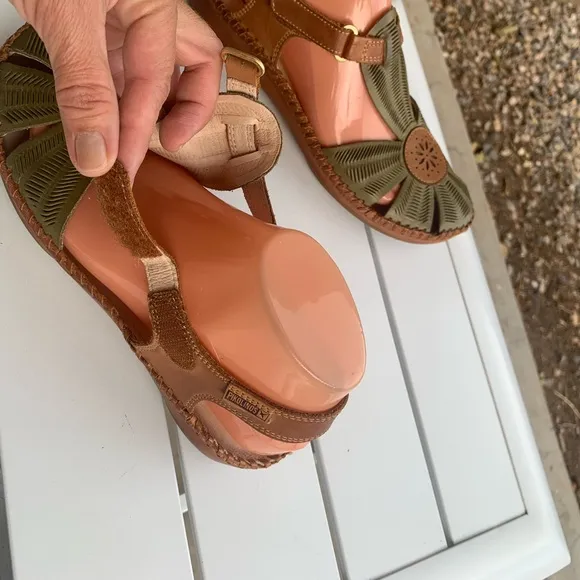 Pikolinos brown green leather sandals size 8.5-9 ( European 39)