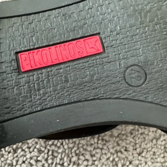 Pikolinos Leather Black Sandals EUR 42 US 11.5/12
