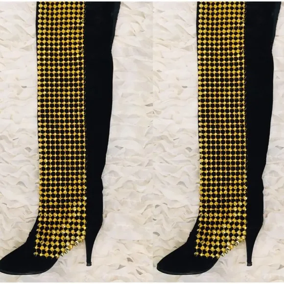 Pointed Black Boot
