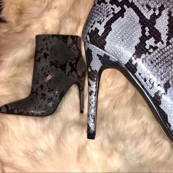 PrettyLittleThing Grey Snake Heeled Boots, NEW