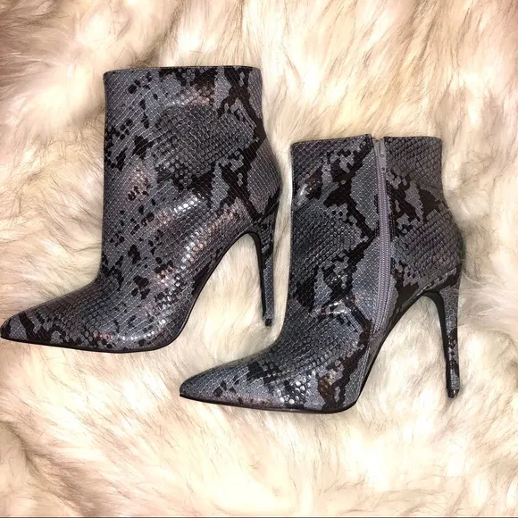 PrettyLittleThing Grey Snake Heeled Boots, NEW