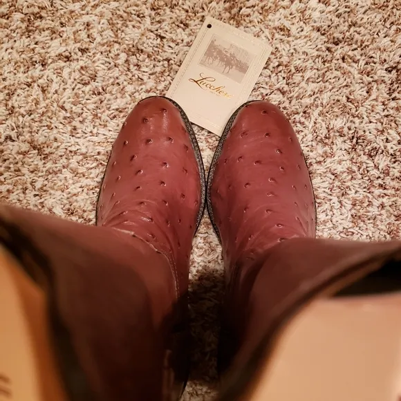 Price REDUCED!!! Lucchese Classic Ostrich Quill Cowboy boots Sz 5.5